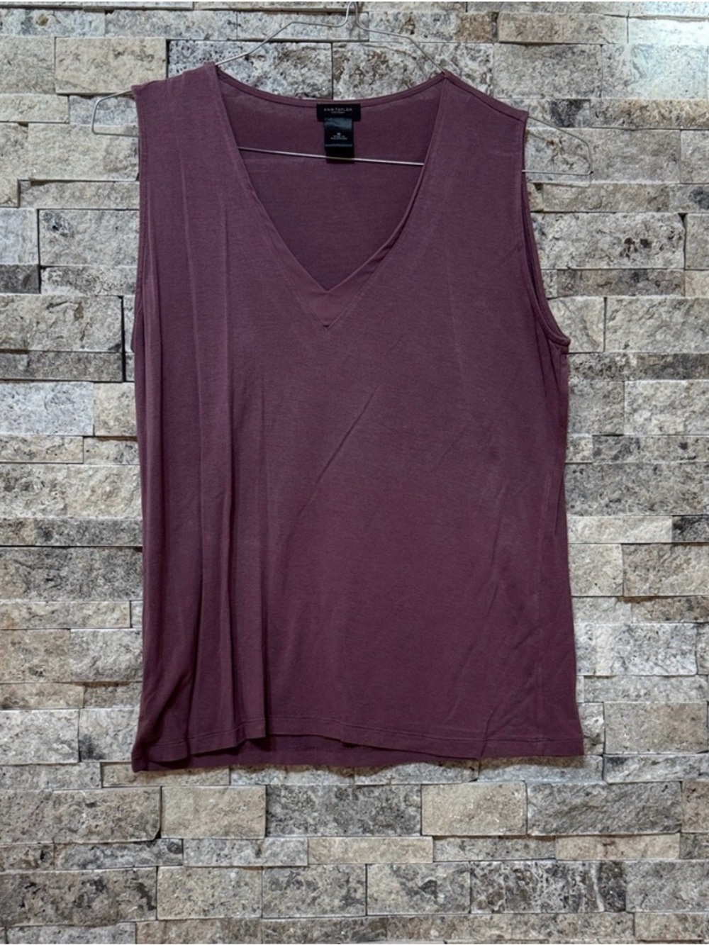 Ann Taylor Factory Mauve V-Neck Sleeveless Tank Top